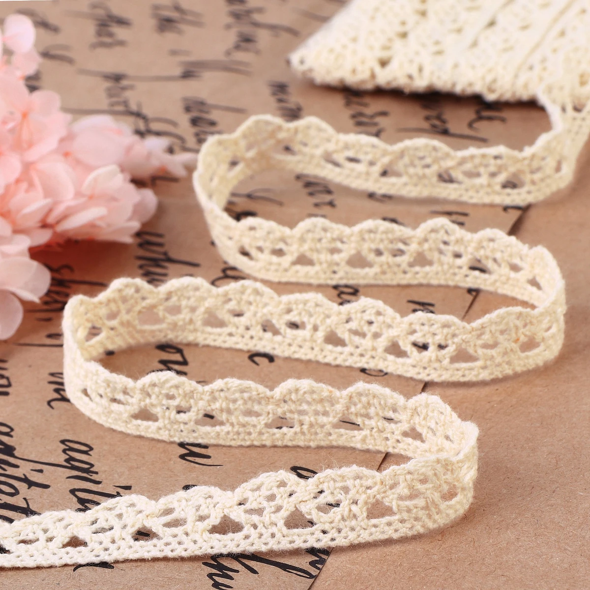 Кружево вязаное, 13 мм, 15±1 м, бежевое